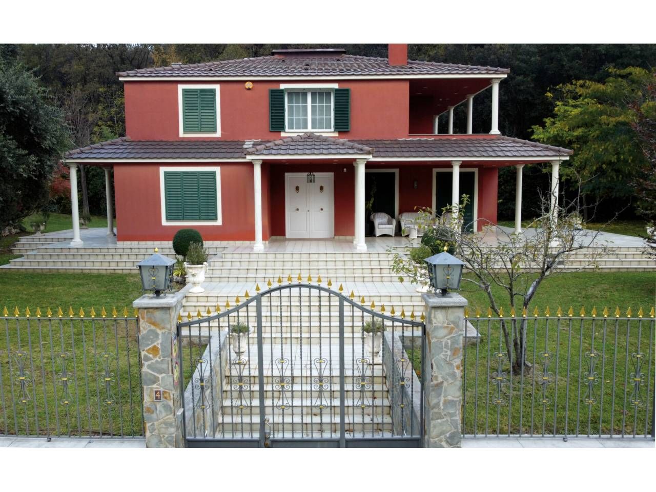 Exterior view of House or chalet for sale in Sant Feliu de Pallerols  with Heating, Private garden and Terrace