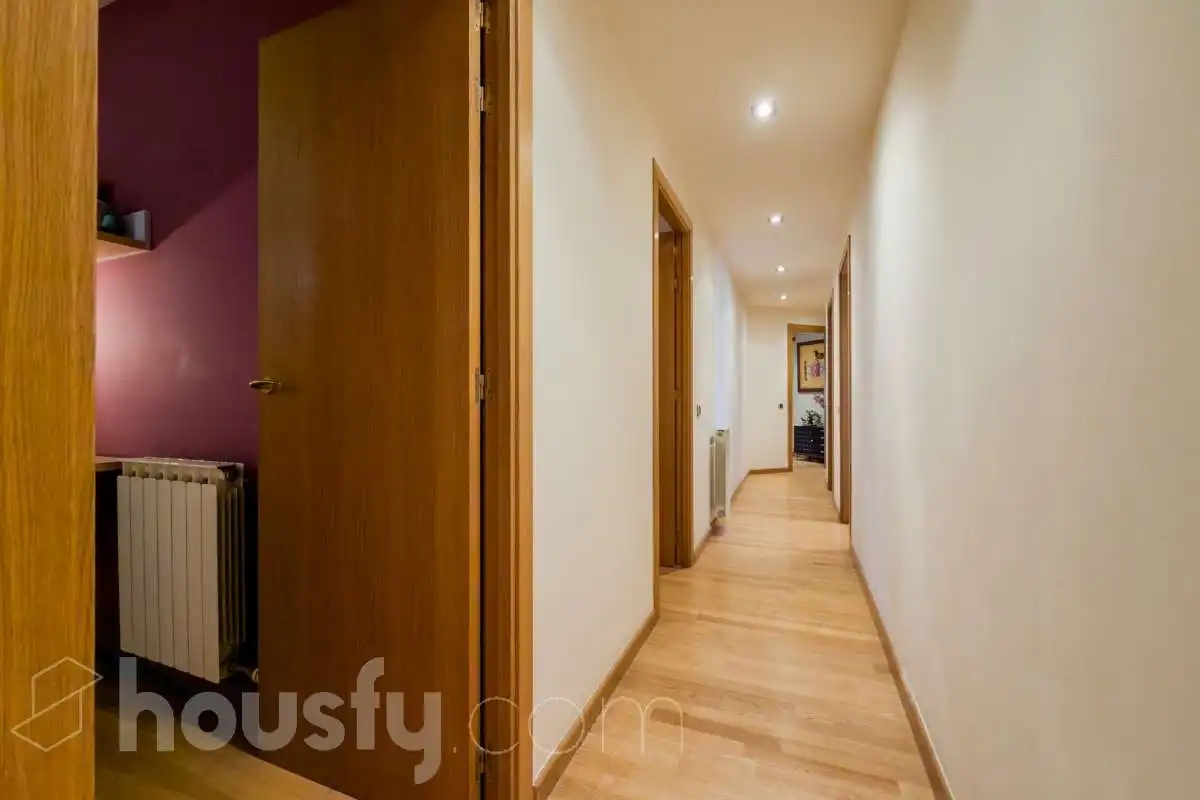 Piso en venta en CL DOCTOR TRUETA, La Vila Olímpica del Poblenou