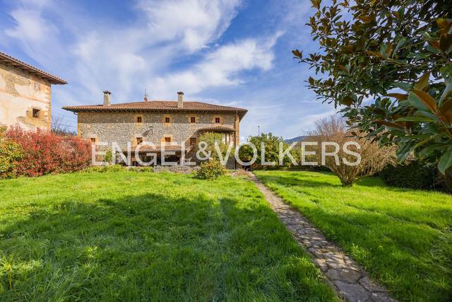 Casa-chalet en Venta en Sopuerta