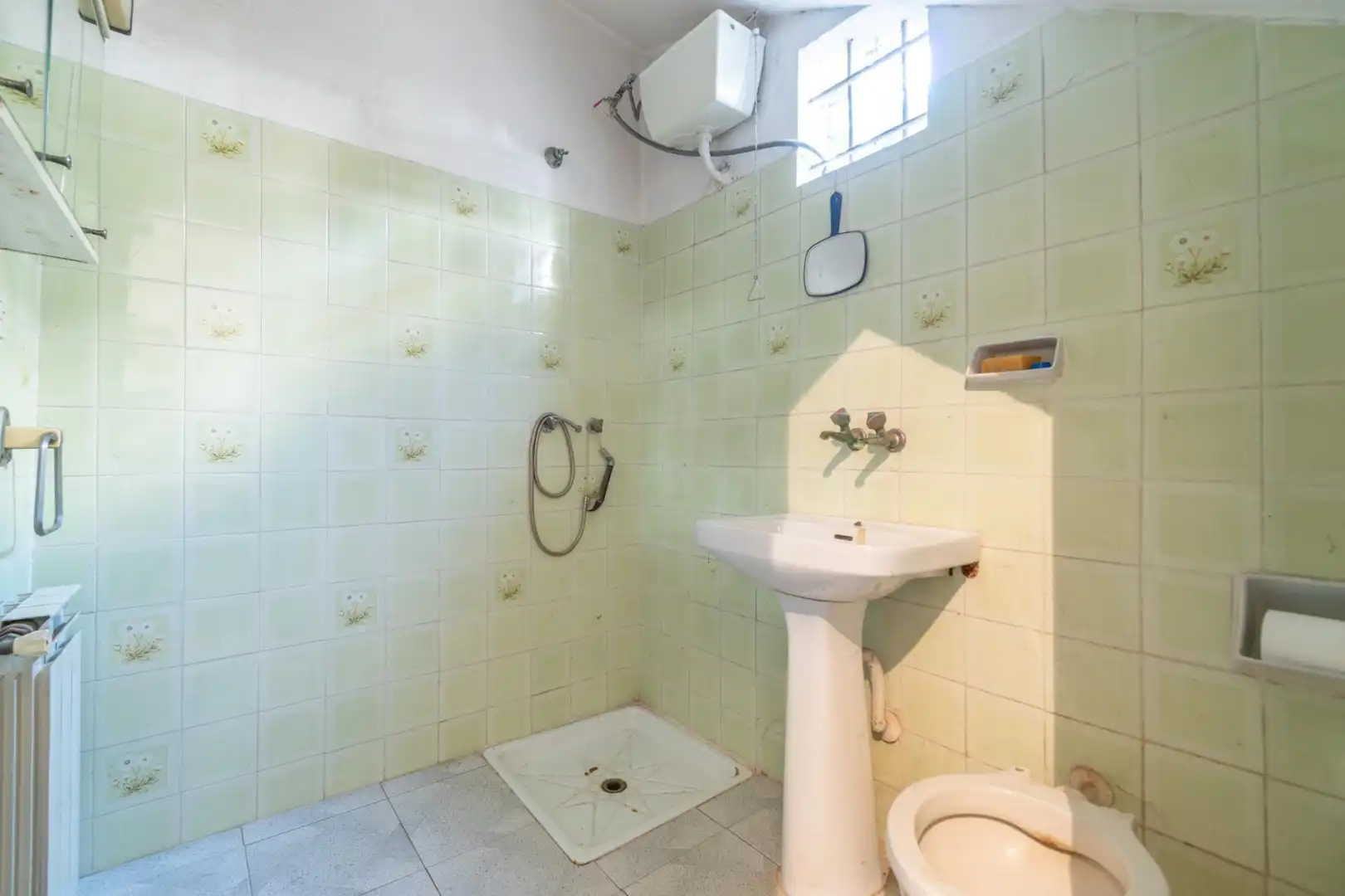 Baño de Casa o chalet en venta en Vegas del Genil con Calefacción, Jardín privado y Terraza