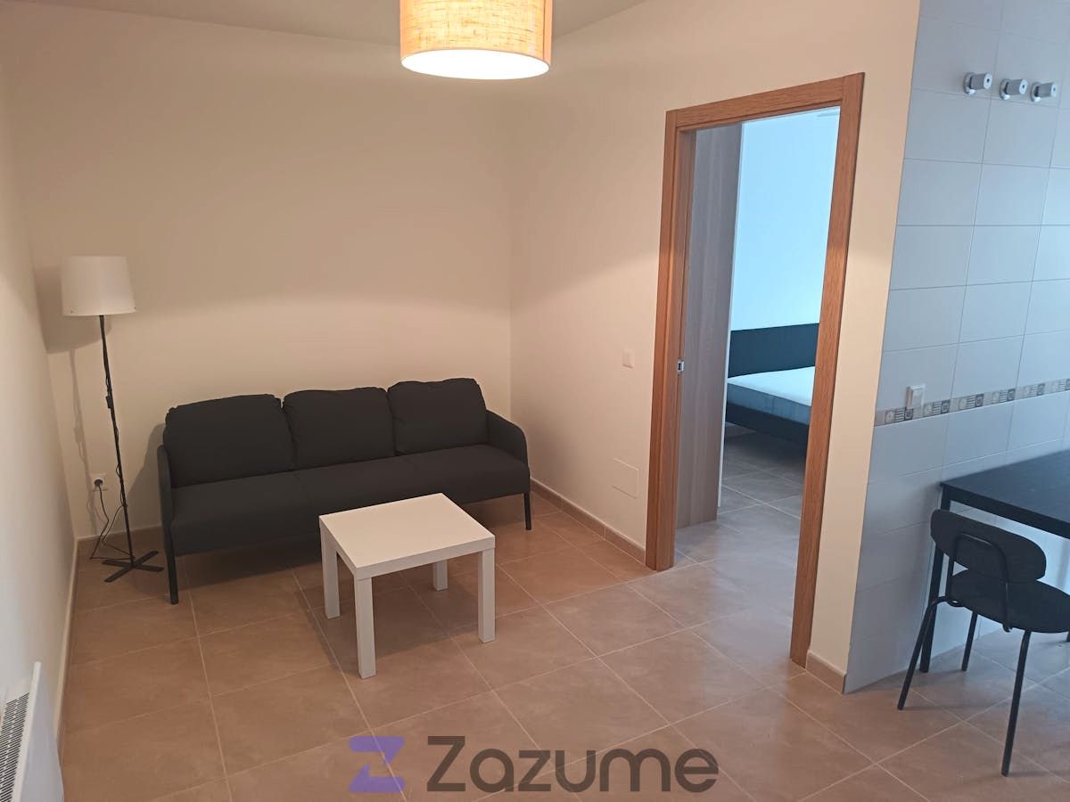 Sala de estar de Piso de alquiler en Fuensalida con Calefacción, Amueblado y Horno