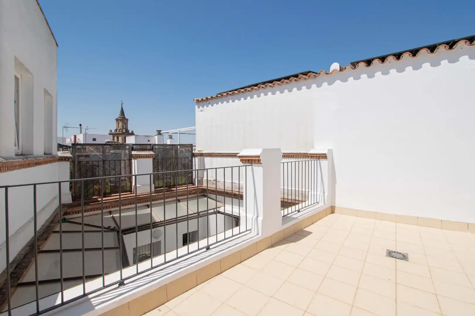 Terrasse von Dachboden zum Verkauf in Sevilla mit Klimaanlage, Terrasse und Balkon