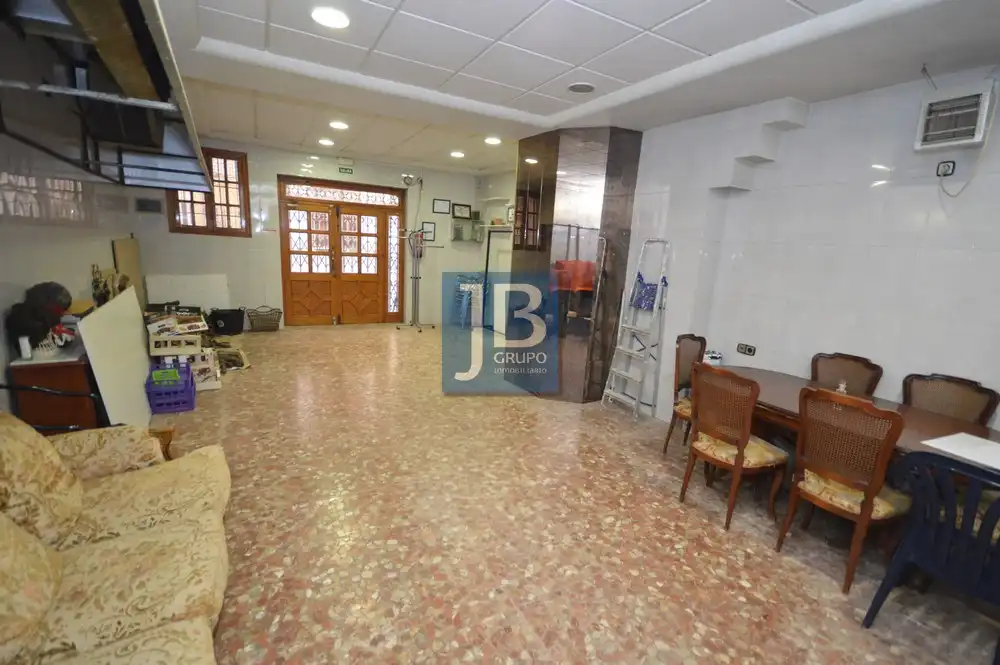 Local comercial en venda a Carrer de la Calderería, imagen 4