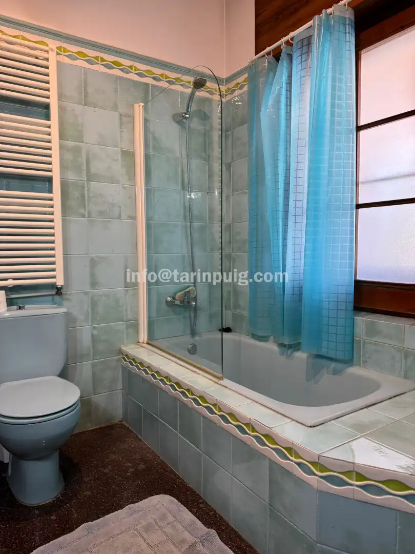 Baño de Casa o chalet en venta en Begues con Aire acondicionado, Calefacción y Jardín privado