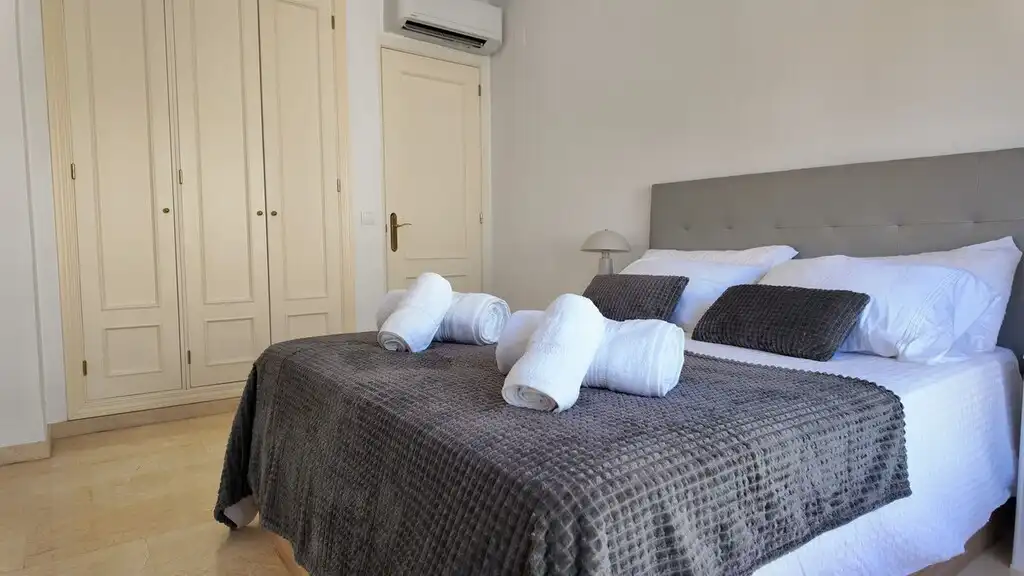 Habitación de Casa o chalet en venta en Benalmádena con Aire acondicionado, Terraza y Amueblado