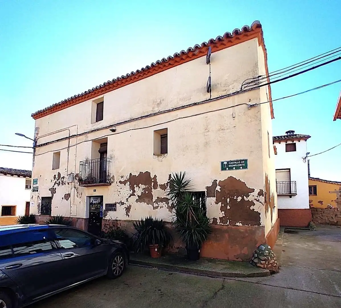 Vista exterior de Casa o xalet en venda en Monflorite-Lascasas