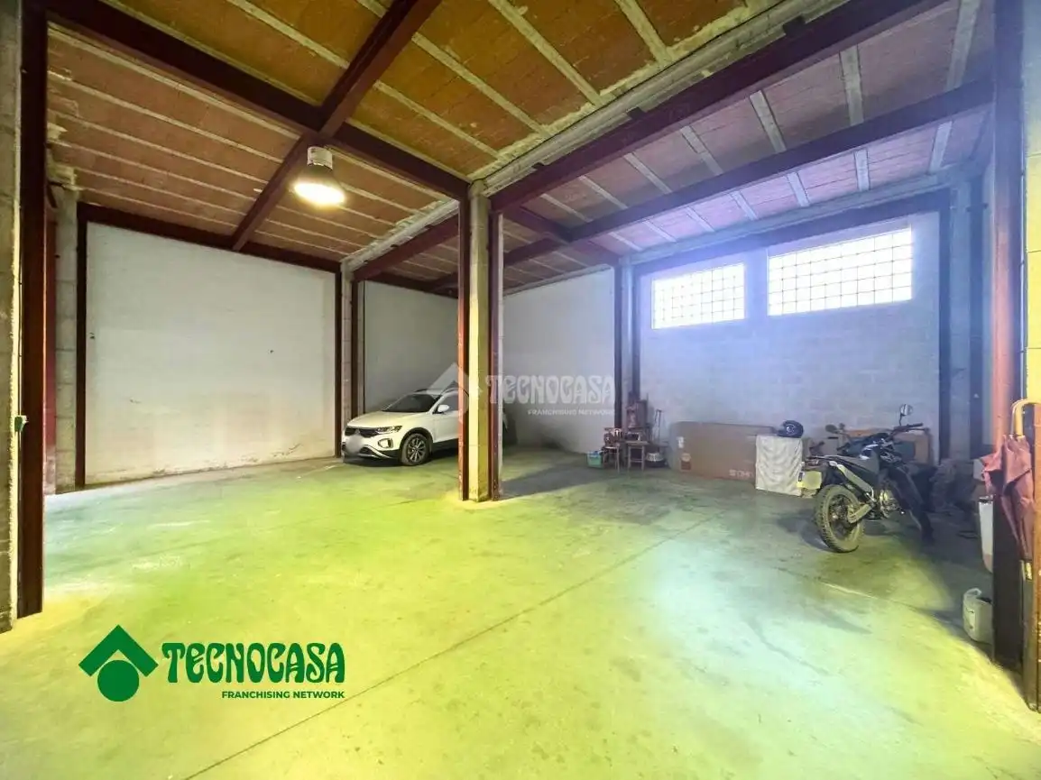 Locale commerciale in vendita a Tolox, imagen 2