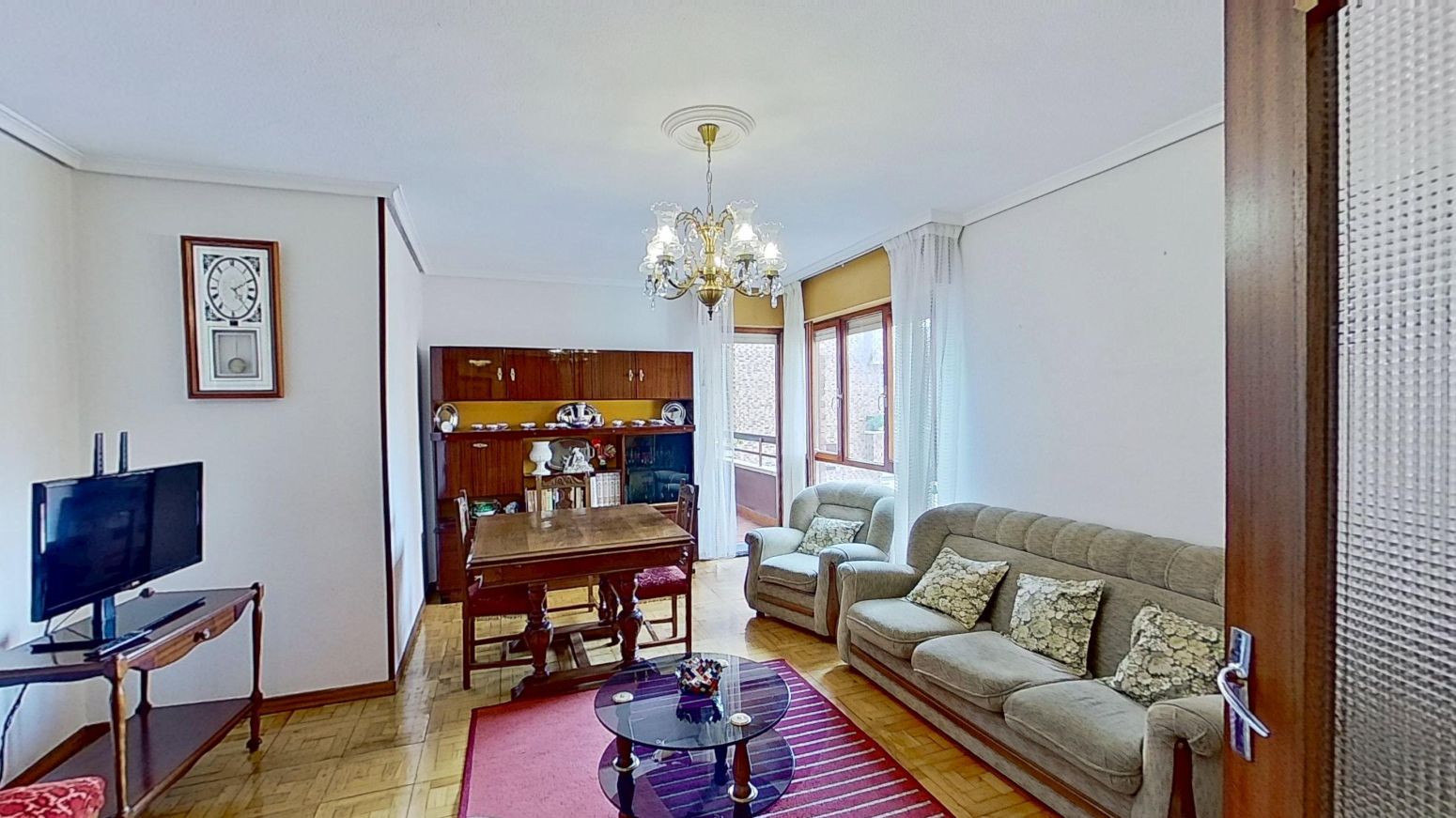 Sala d'estar de Pis en venda en Reocín amb Parquet i Balcó