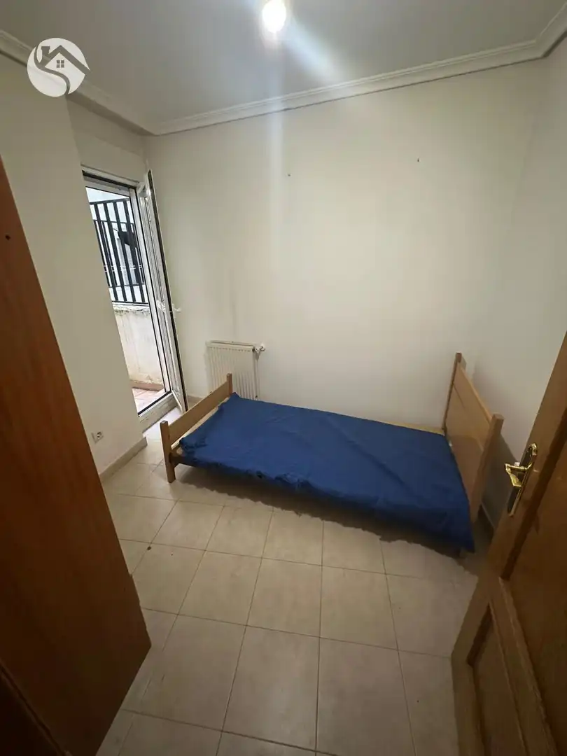 Flat for sale in Reyes Católicos - Paseo San Antonio, imagen 5