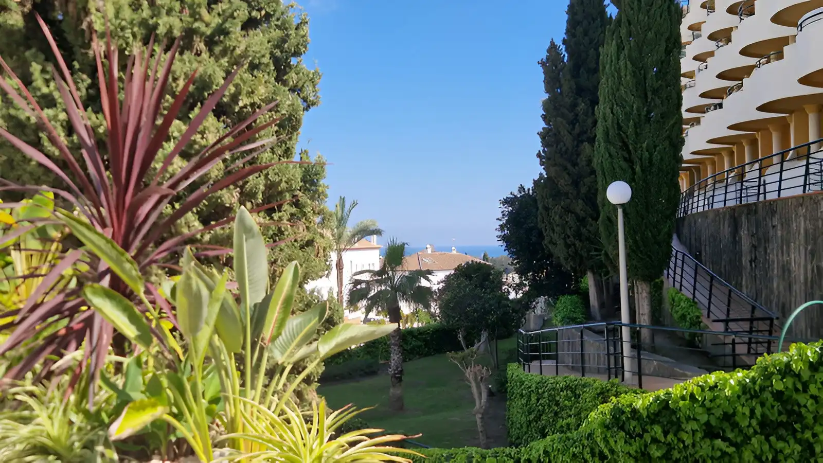 Apartment with pool for sale in Nueva Andalucía, imagen 24