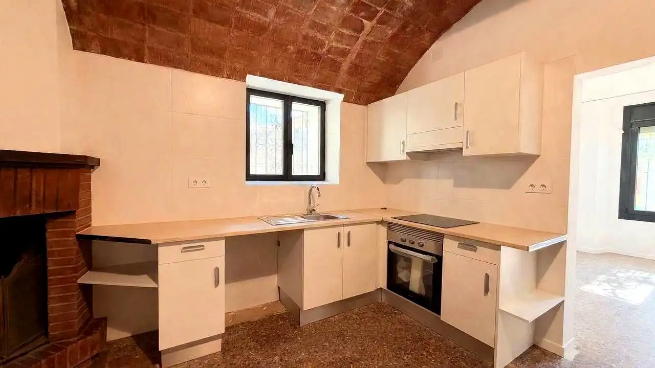 Ground floor for rent in Palau-saverdera, Girona