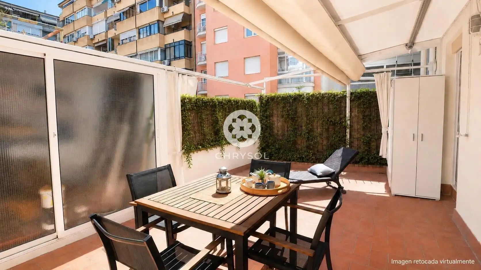 Terrassa de Pis en venda en Barcelona amb Terrassa, Traster i Alarma