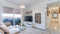 Sala d'estar de Apartament en venda en  Almería Capital amb Aire condicionat i Terrassa