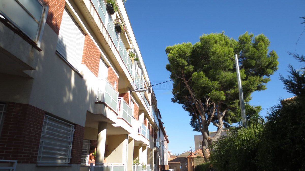Vista exterior de Piso de alquiler en  Murcia Capital con Calefacción, Trastero y Balcón