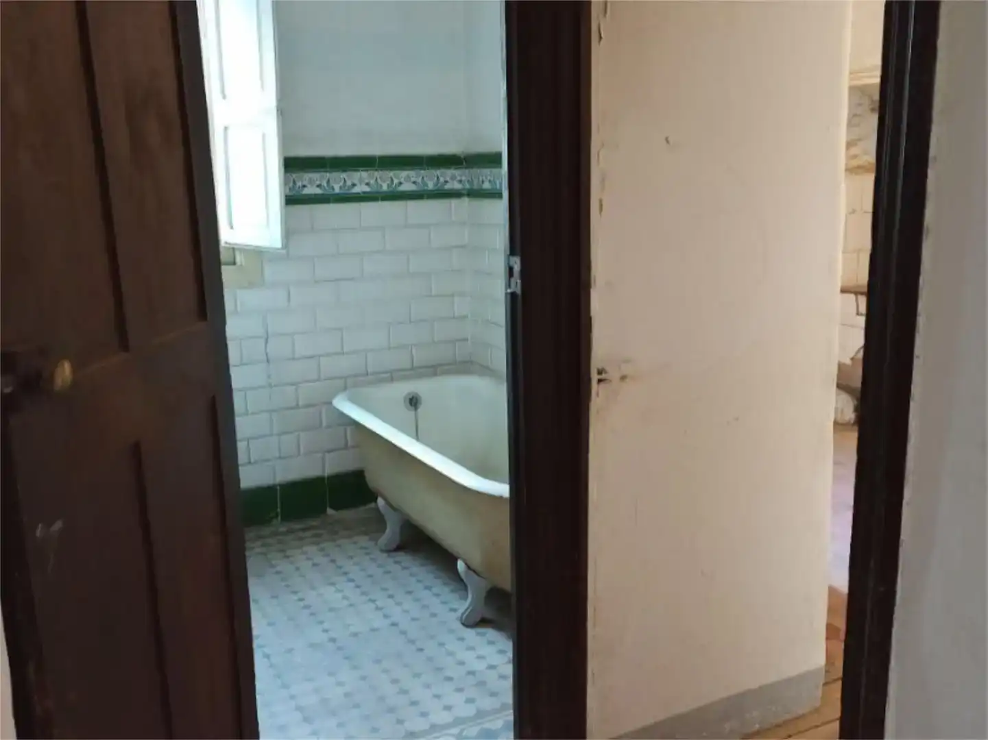 Bany de Casa adosada en venda en Ourense Capital  amb Balcó