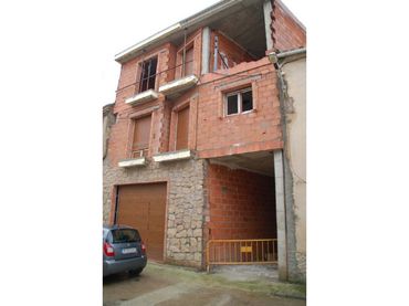 Mixto residencial en venta en Calle CANAL