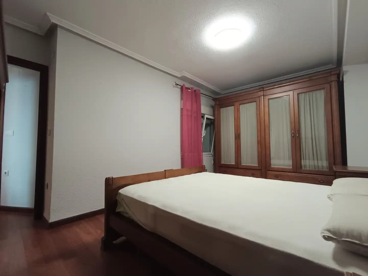Flat for rent in Gijón - Avda. Constitución, Barrio del Centro
