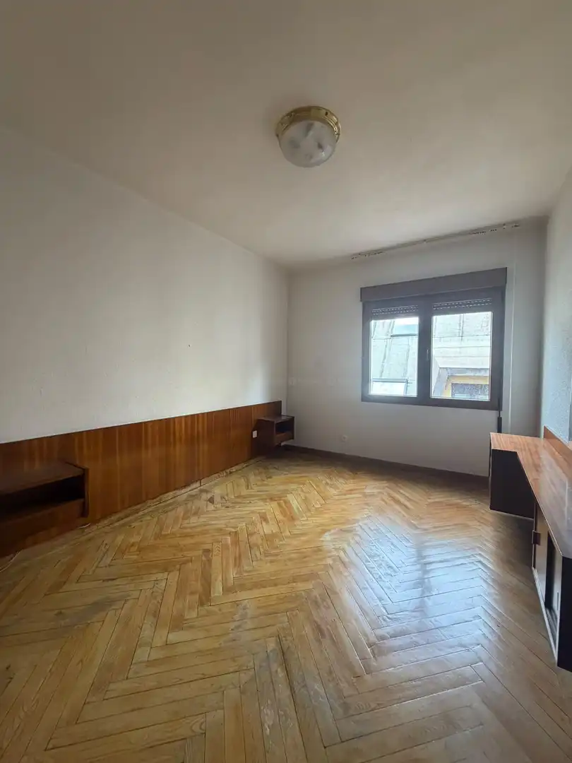 Bedroom of Flat for sale in Gijón   with Heating