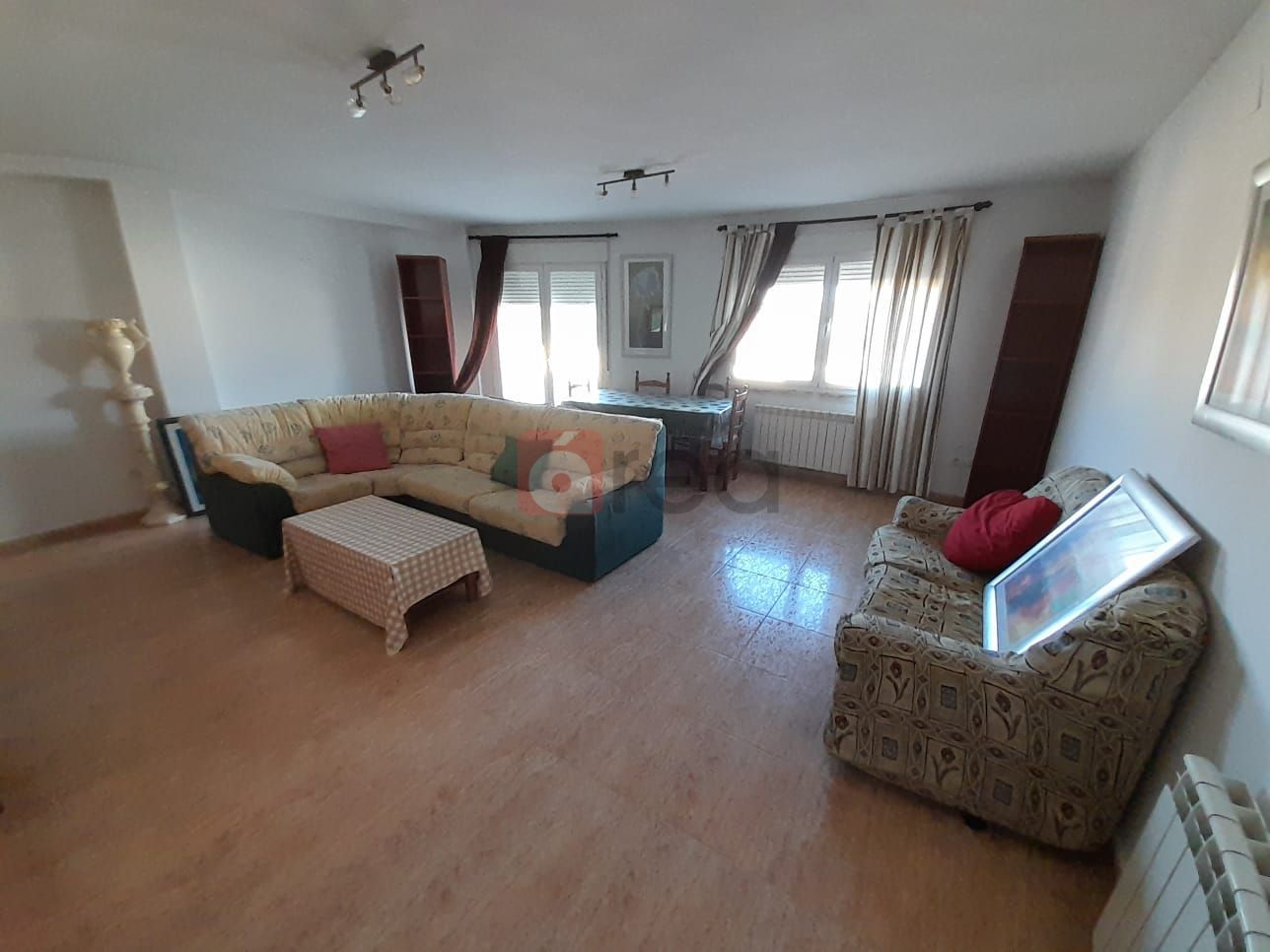 Sala de estar de Piso en venta en Arcas del Villar con Calefacción, Terraza y Trastero