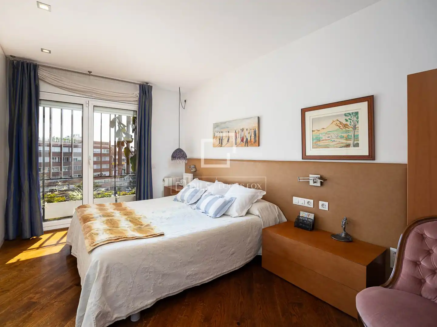 Bedroom of Flat for sale in Barcelona  with Air Conditioner, Heating and Parquet flooring