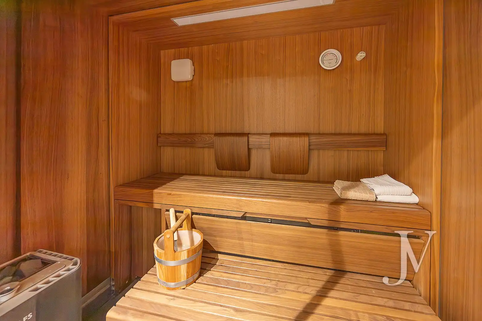 Bedroom of Houses for sale in Madrid  with Air Conditioner, Heating and Private garden