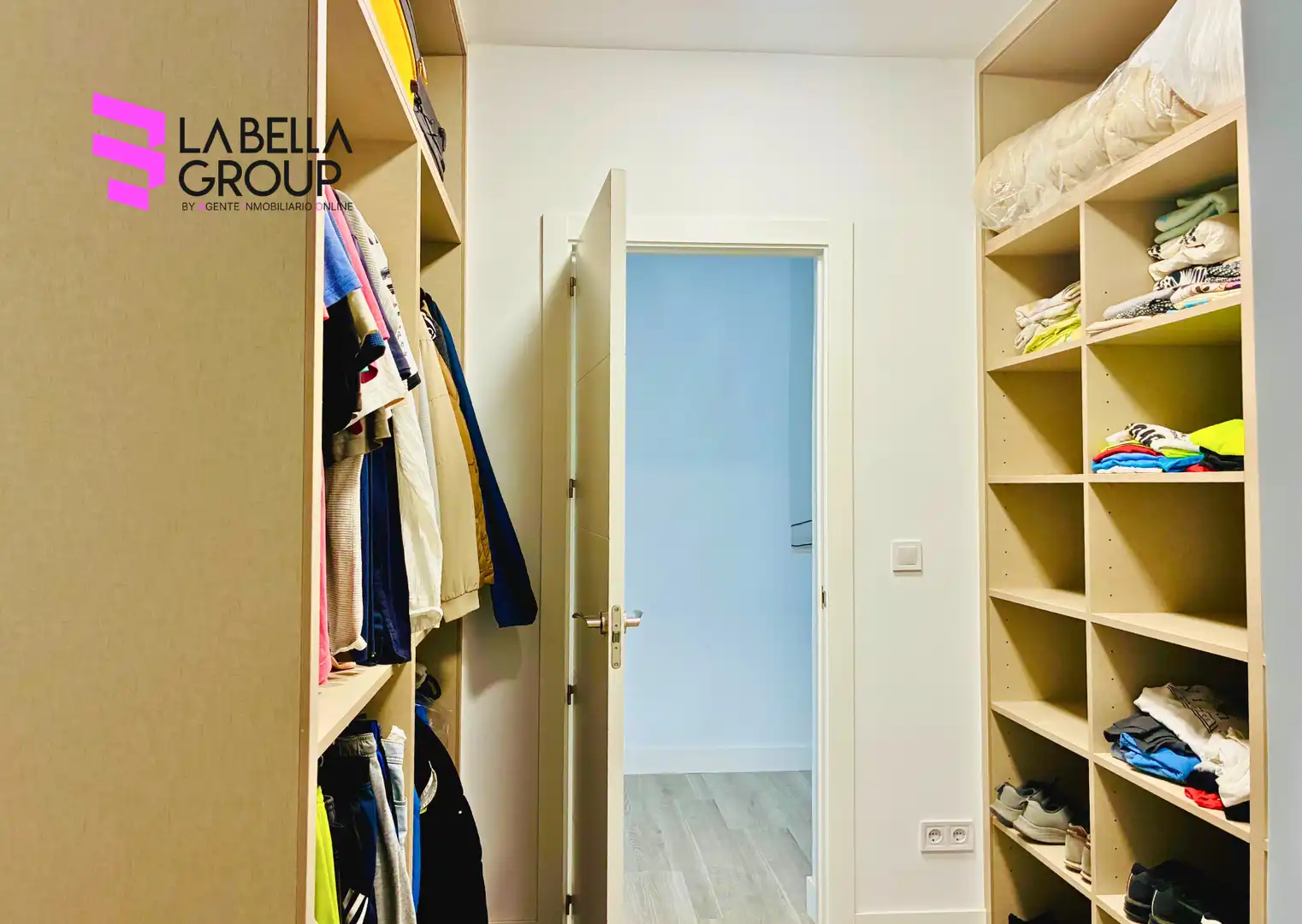 Dormitori de Casa o xalet en venda en Nuevo Baztán amb Aire condicionat, Calefacció i Jardí privat