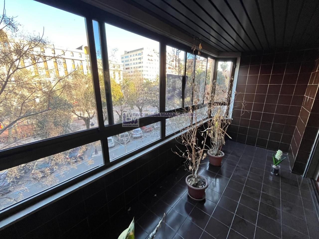 Vista exterior de Pis en venda en Cáceres Capital amb Aire condicionat, Calefacció i Parquet