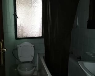 Bathroom of Flat for sale in Loja