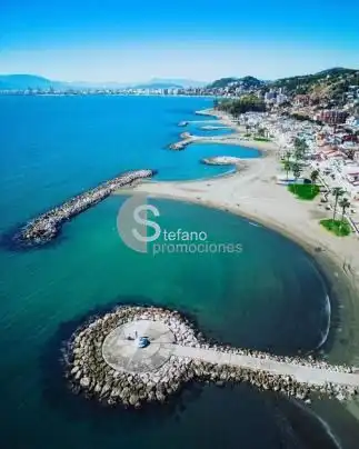 Vista exterior de Casa adosada de alquiler en Málaga con Aire acondicionado, Jardín privado y Terraza