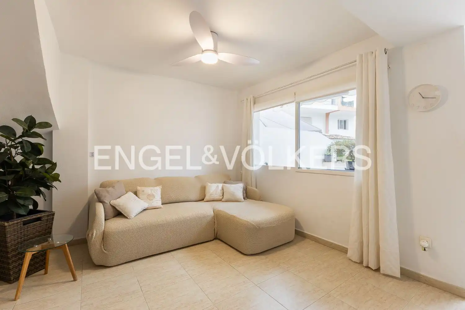 Sala d'estar de Dúplex de lloguer en Jávea / Xàbia amb Aire condicionat, Calefacció i Jardí privat