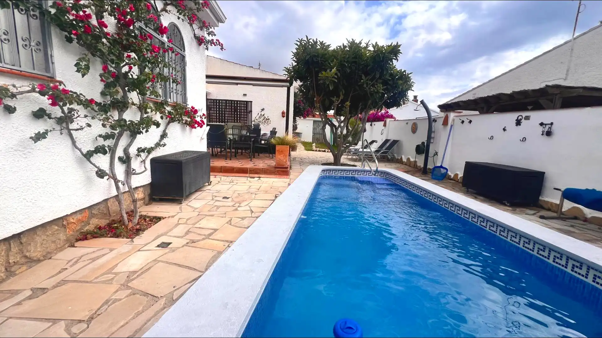 Xalet amb piscina en venda a Calle BEGONIES DE LES, imagen 2
