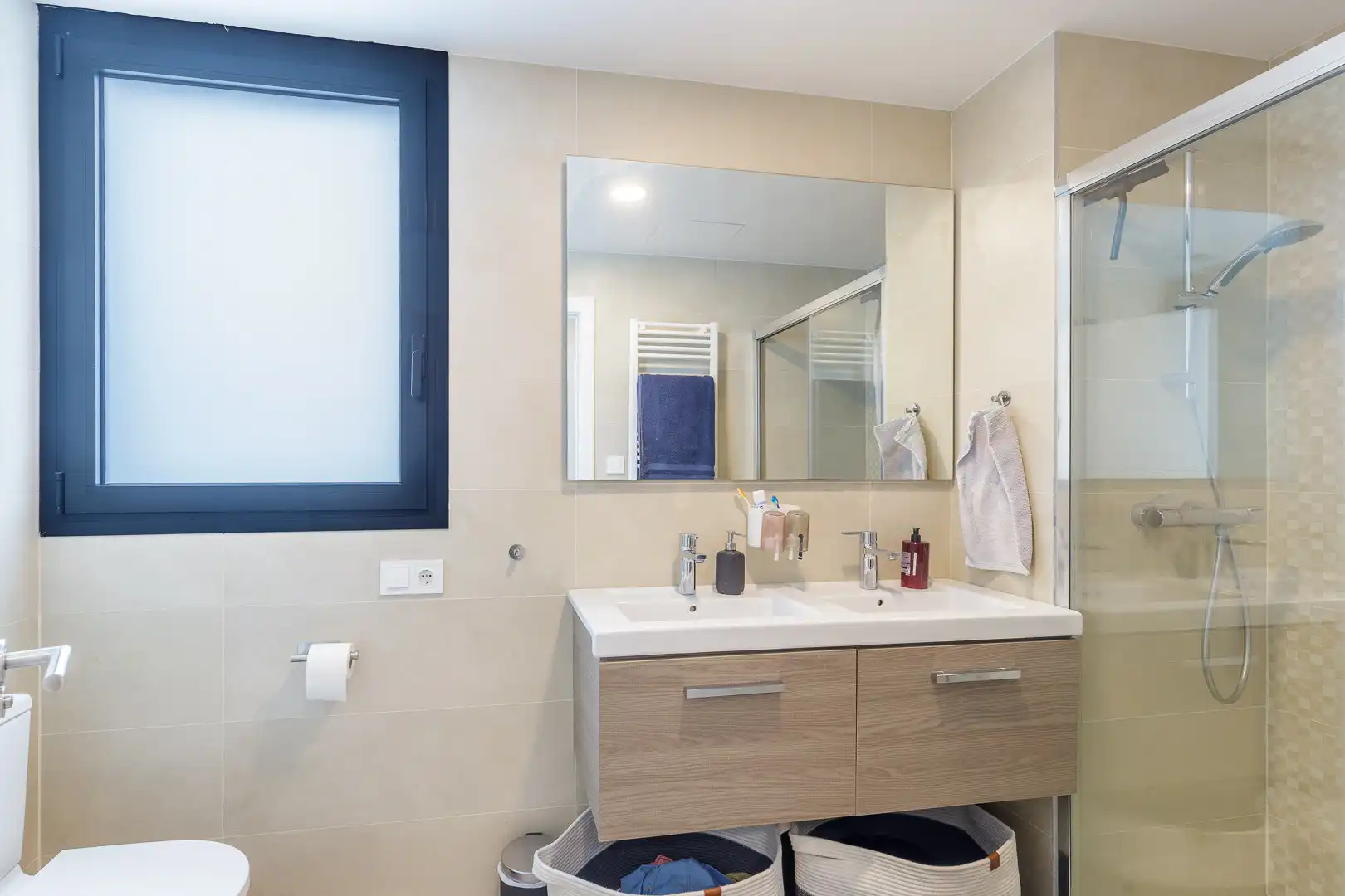 Bathroom of Attic for sale in Málaga  with Air Conditioner, Terrace and Swimming Pool