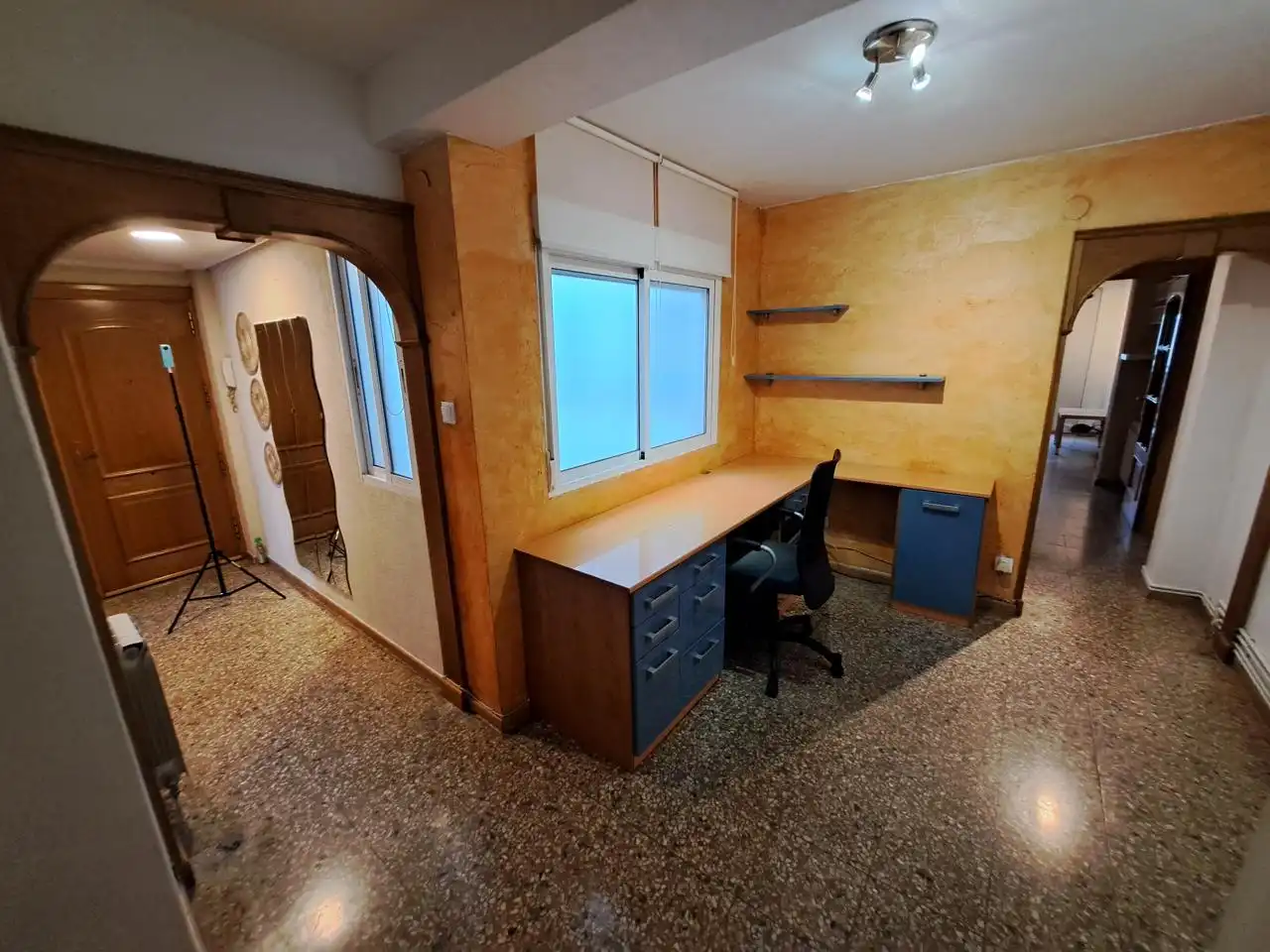 Flat for sale in Zaragoza  with Air Conditioner