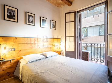 Appartamento con balcone in vendita a Eixample