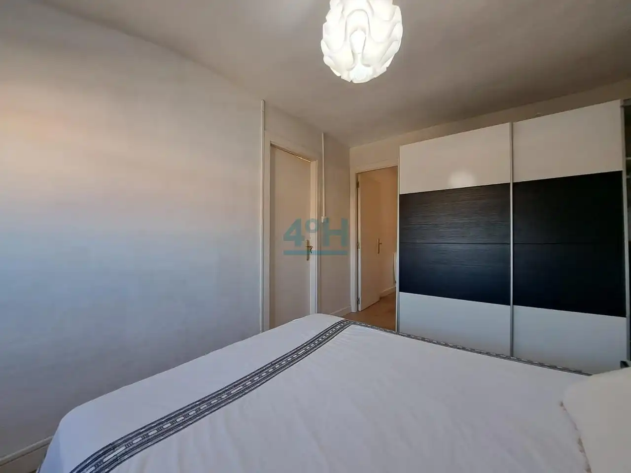 Bedroom of Apartments for sale in Ourense Capital   with Heating and Furnished
