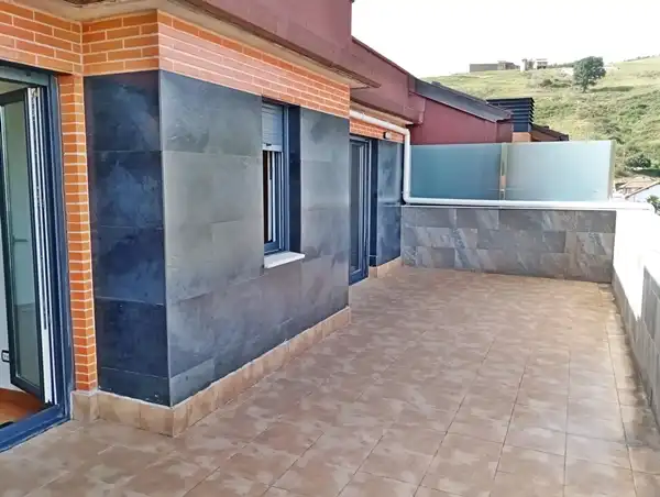 Terrassa de Dúplex en venda en Piélagos amb Calefacció, Terrassa i Traster