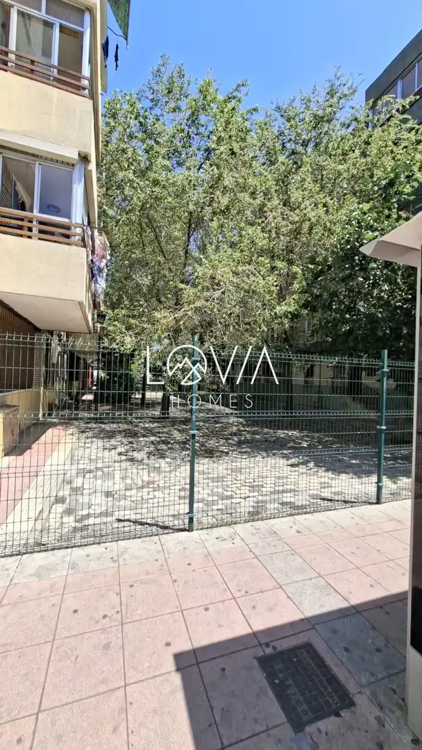 Vista exterior de Pis en venda en Parla