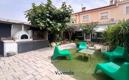 Jardí de Casa adosada en venda en Carranque amb Aire condicionat i Terrassa