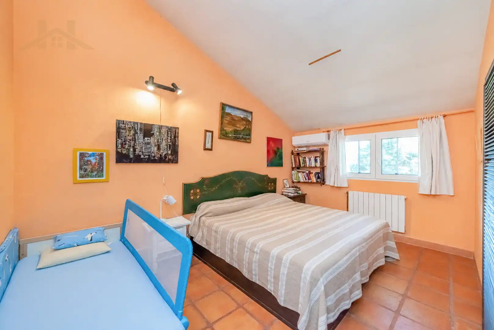 Dormitori de Casa o xalet en venda en Valdemorillo amb Aire condicionat, Calefacció i Jardí privat