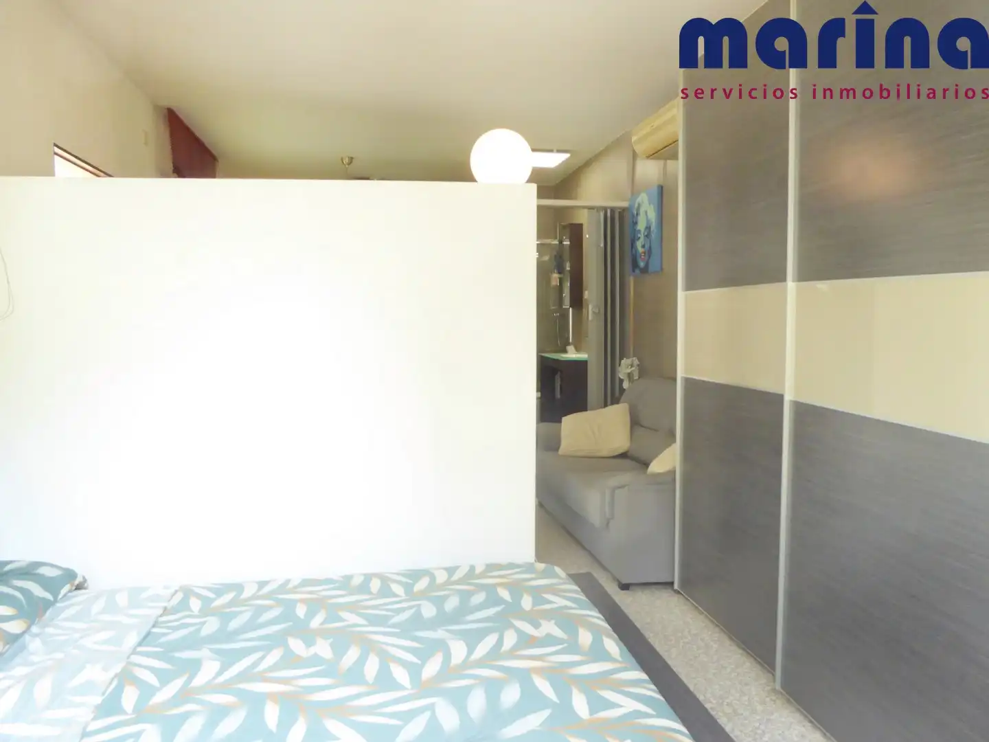 Habitación de Loft en venta en  Pamplona / Iruña con Amueblado, Horno y Lavadora