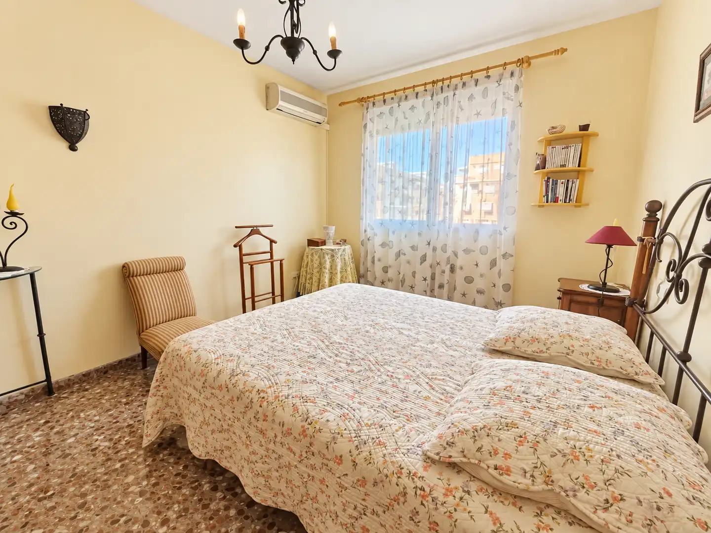 Piso con terraza en venta en Carrer Astúries, imagen 15