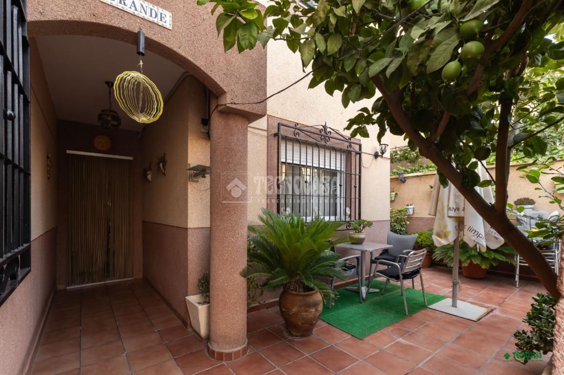 Casa adosada en venda a Huércal de Almería