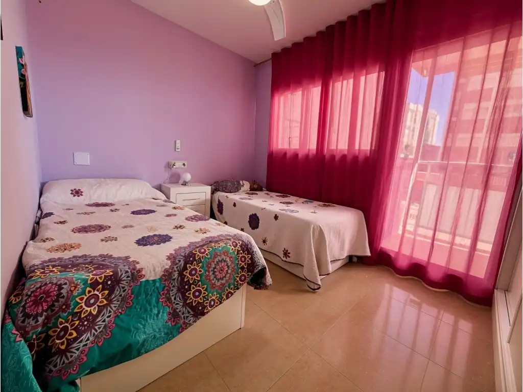 Habitación de Apartamento en venta en Benicasim / Benicàssim