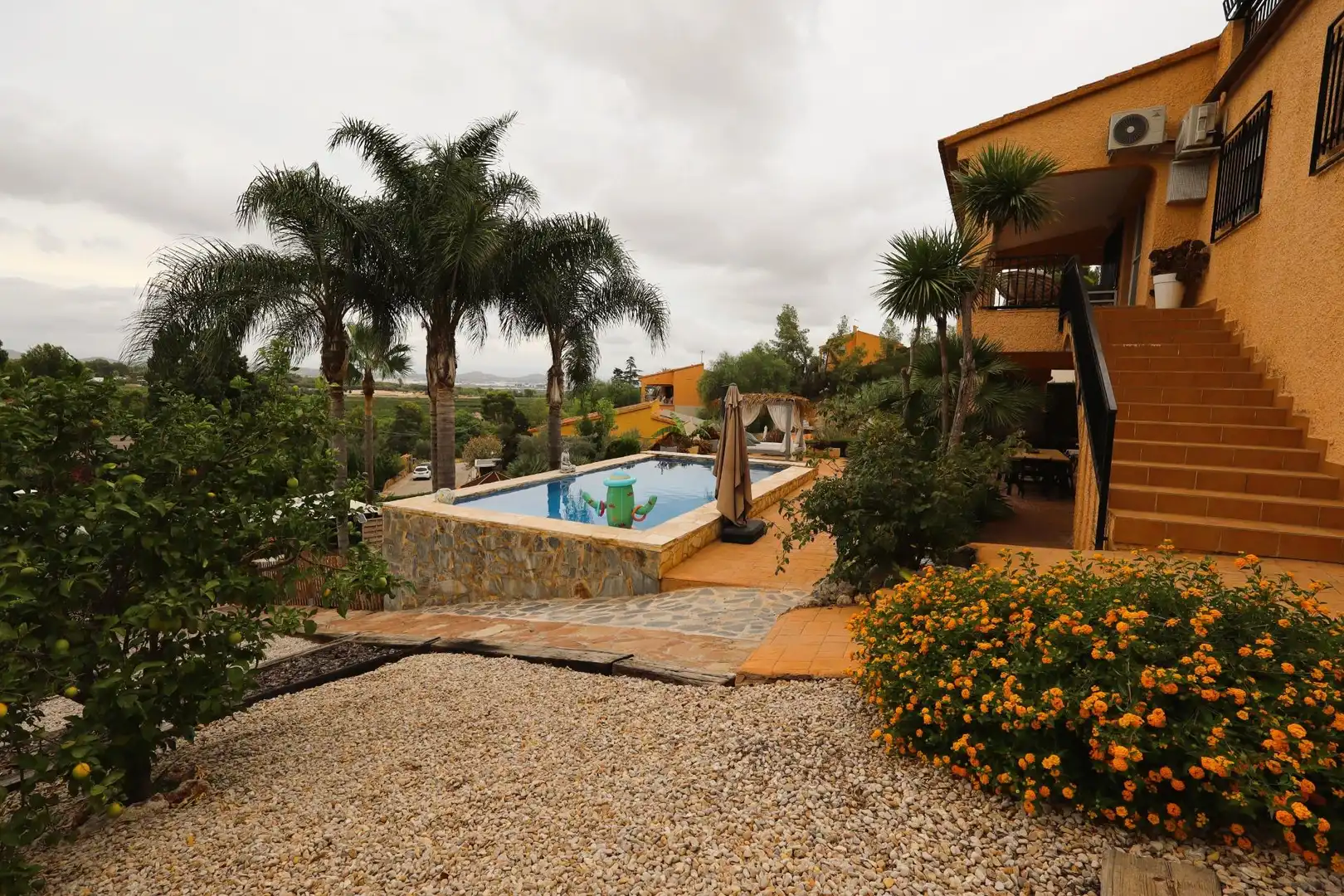 Chalet con piscina en venta en Calle PINOS, imagen 84