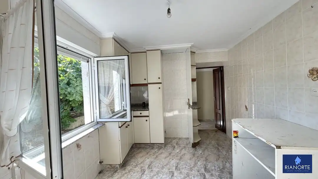 Cocina de Casa adosada en venta en Gozón con Calefacción, Jardín privado y Trastero