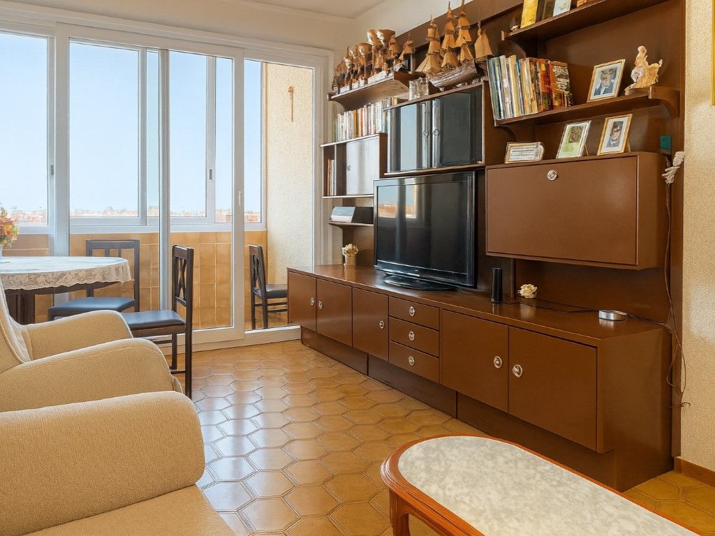 Living room of Flat for sale in  Barcelona Capital  with Balcony