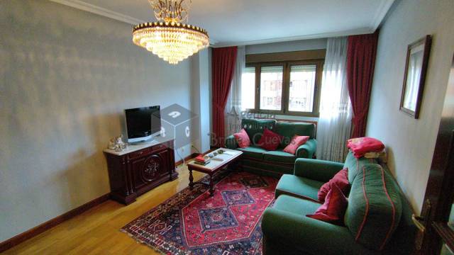 Piso en Venta en Marcelino Suárez en Vallobín