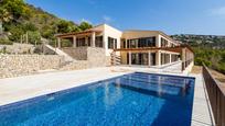 Vista exterior de Casa o xalet en venda en Andratx amb Aire condicionat, Terrassa i Piscina