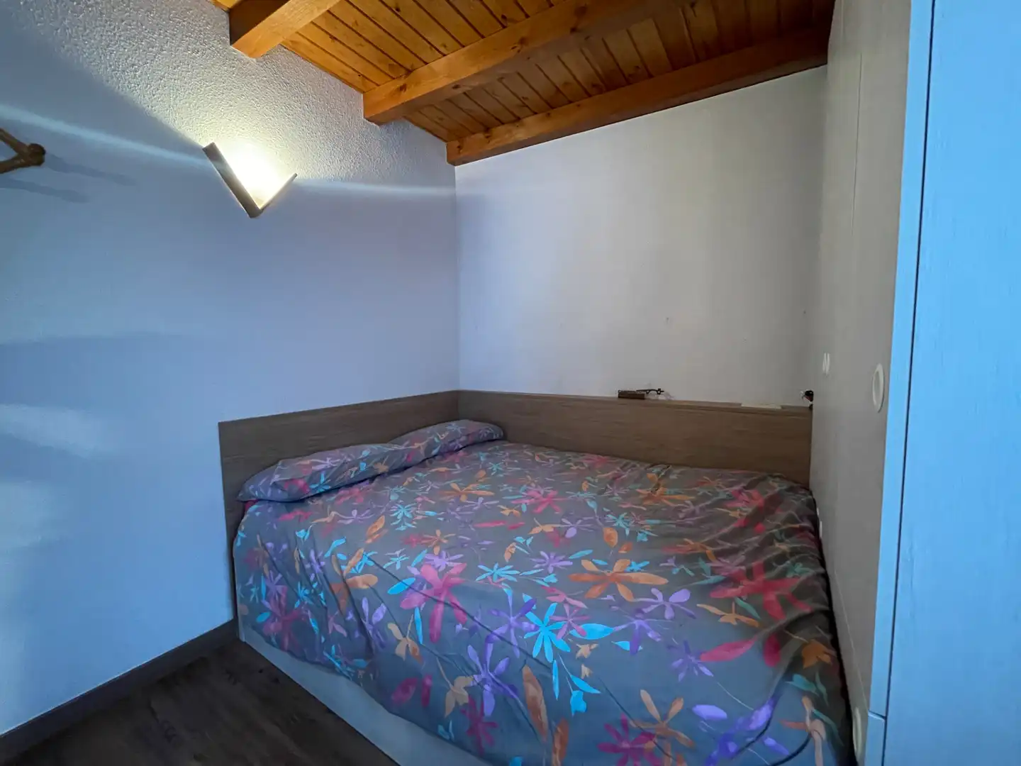 Dormitori de Àtic en venda en Setcases amb Calefacció, Parquet i Traster