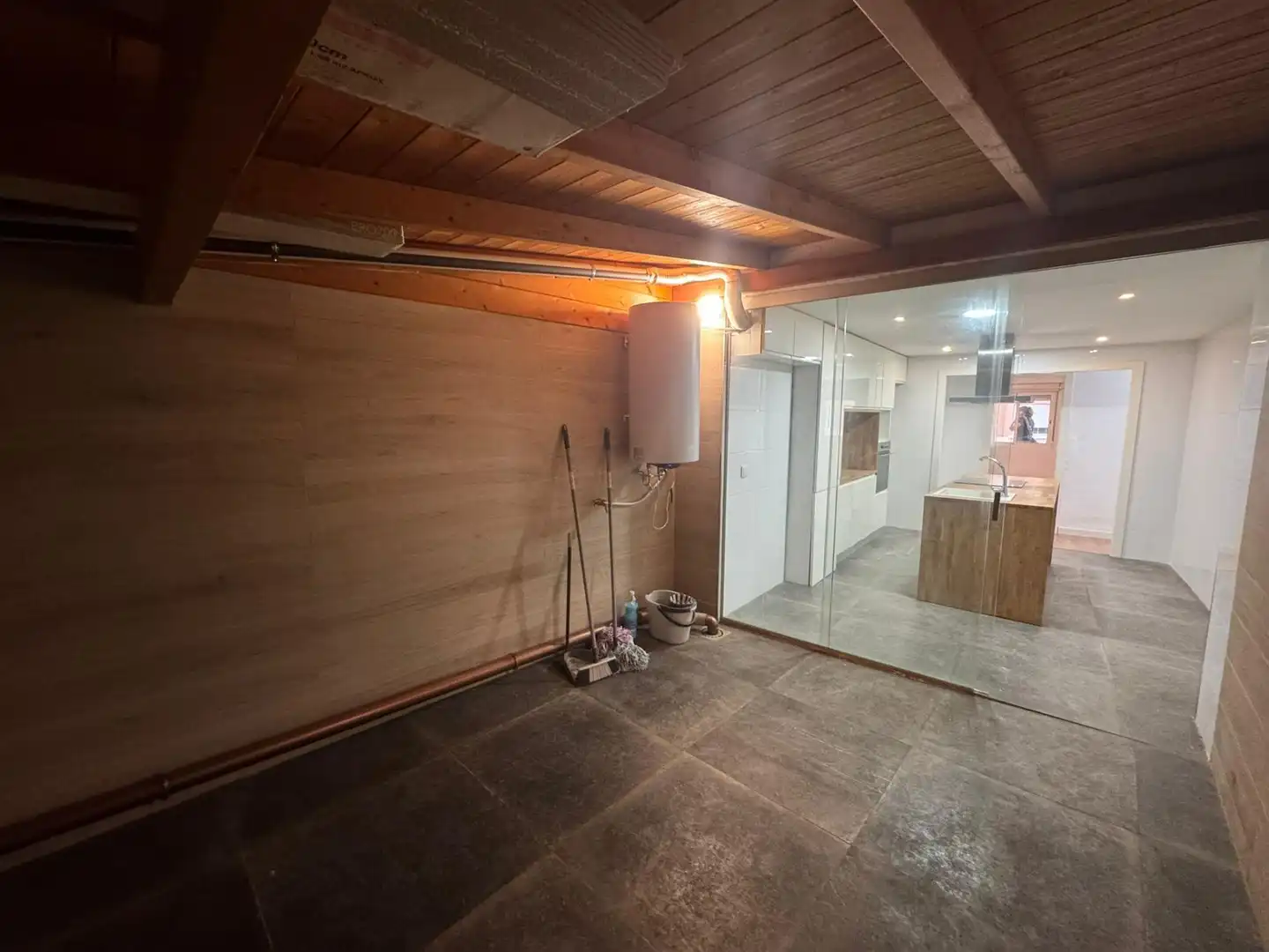Wohnung zum Verkauf in Llíria mit Klimaanlage, Heizung und Parkett